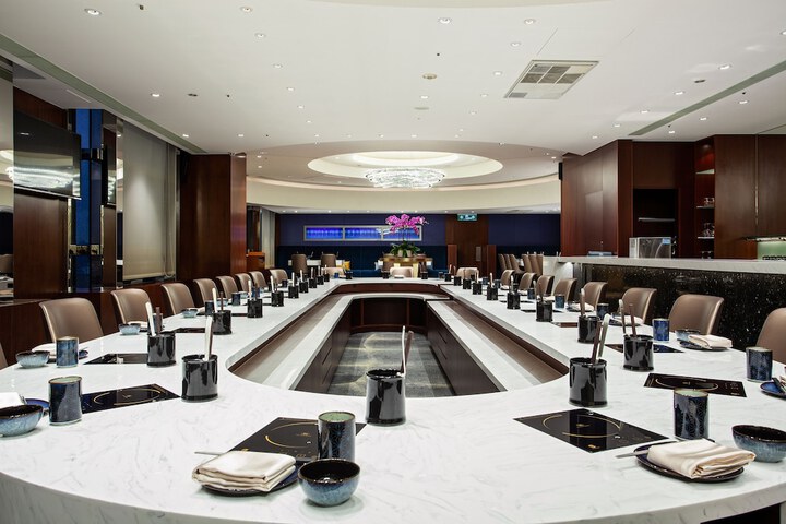 Dining 69 of 129