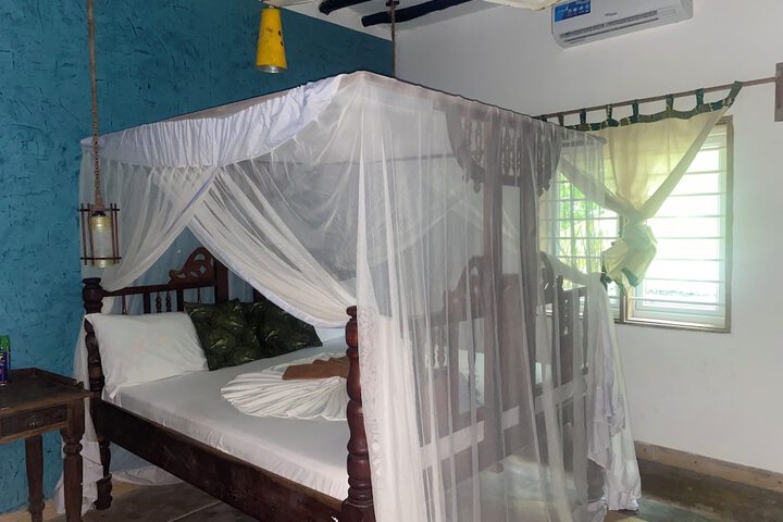 Room 45 of 161