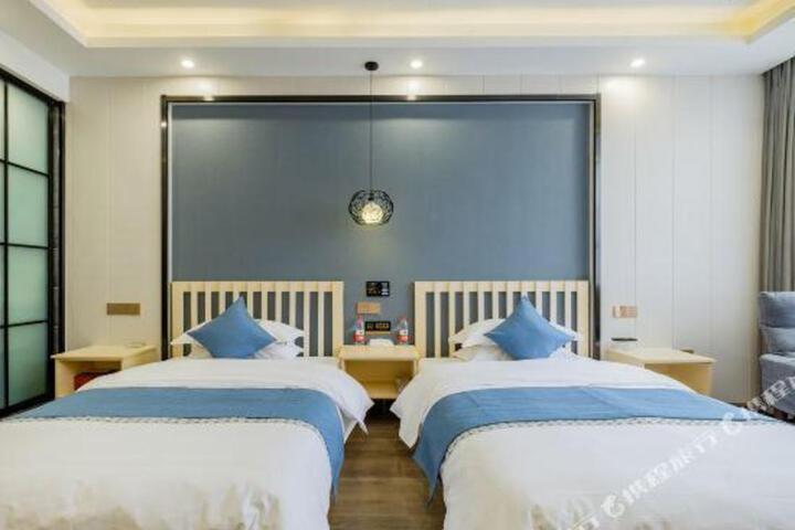 Wuzhen Xizha Light Villa Design Hotel