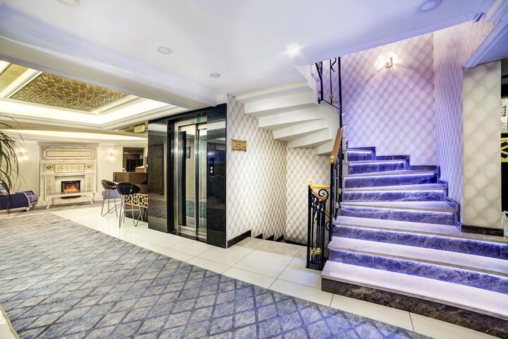 Hotel Lobby