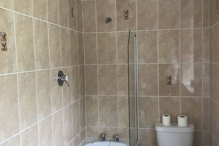 Room 34 of 60