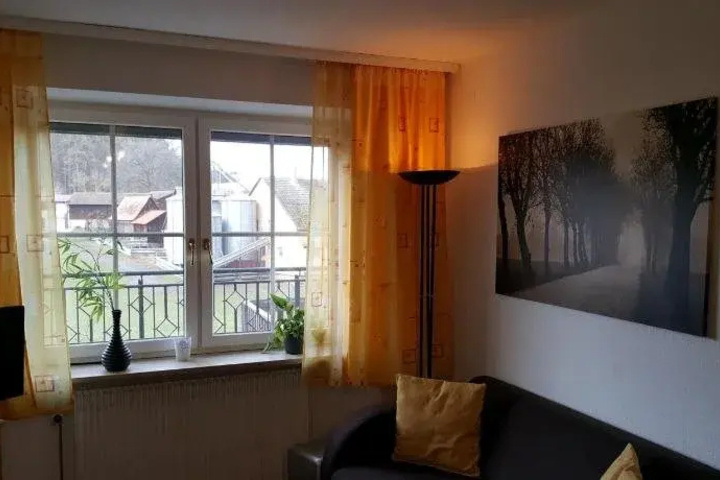 Room 4 of 13