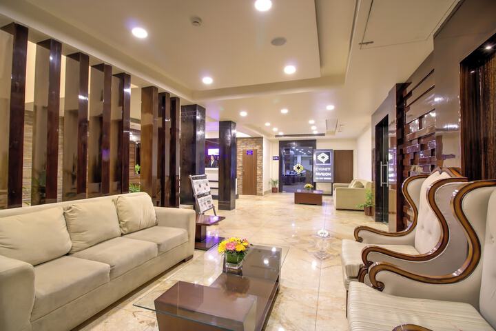 Hotel Interior 6 of 41
