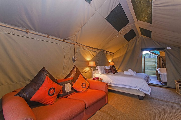 Room 3 of 38