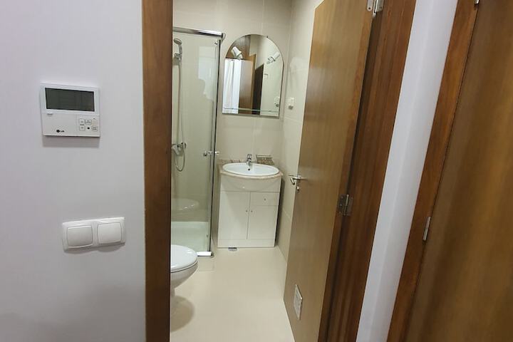 Room 55 of 80