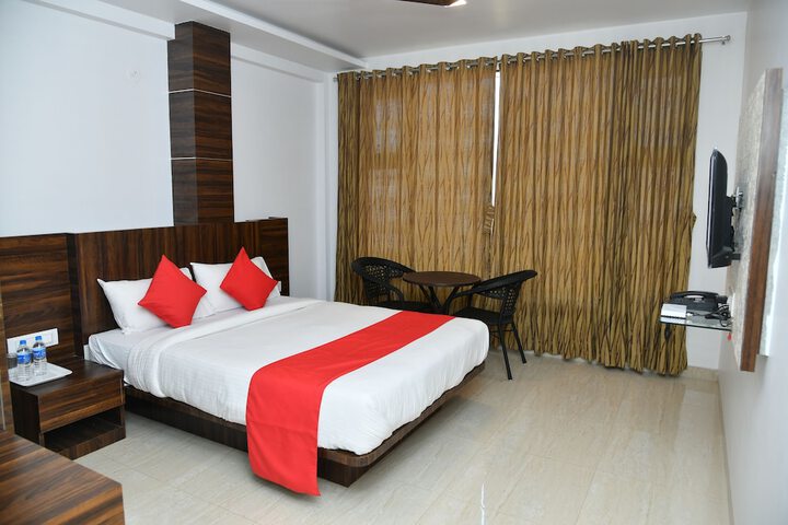 Room 6 of 44