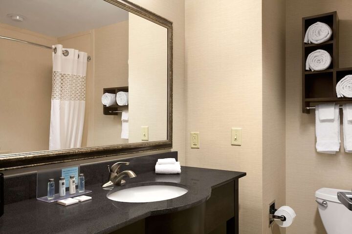Room 4 of 21
