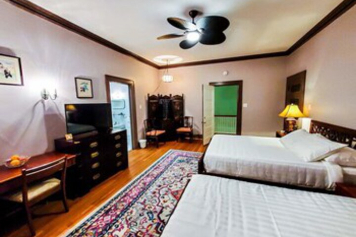 Room 21 of 35