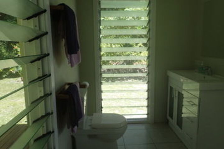 Room 4 of 20