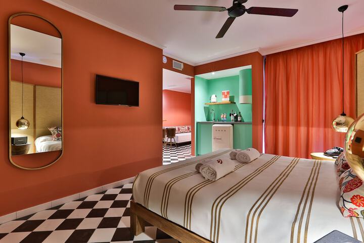Room 15 of 70