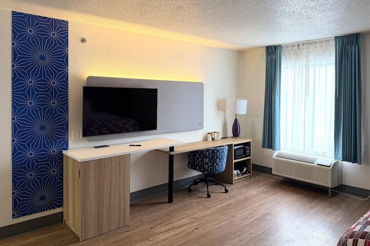 Room 67 of 112