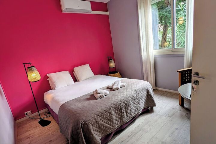 Room 48 of 97