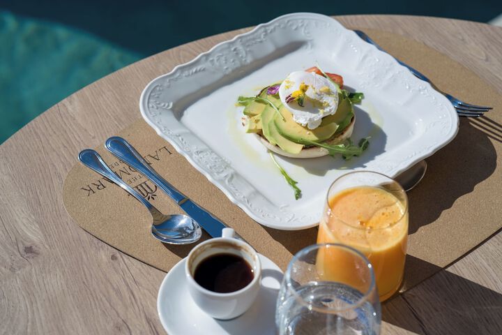 Breakfast/Coffee Service 292 of 312