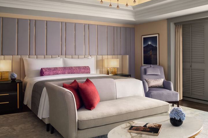 Room 12 of 75