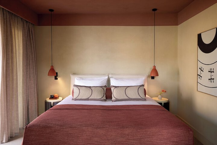 Room 40 of 219