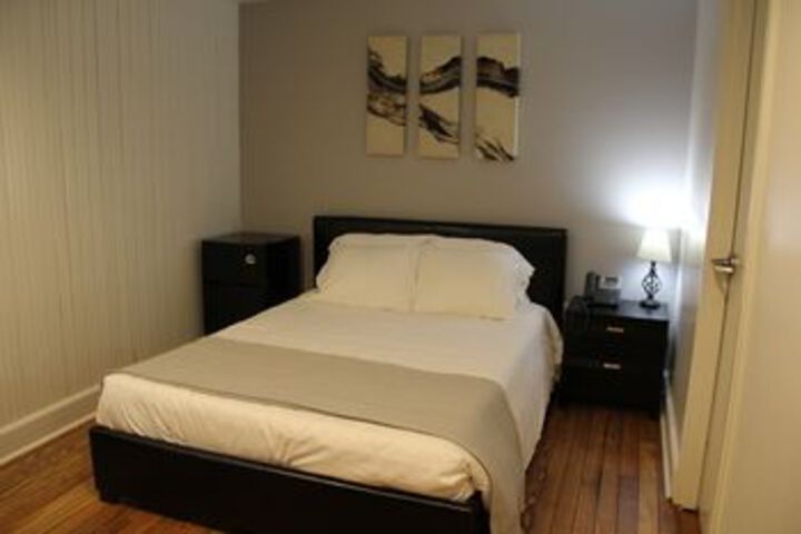 Room 11 of 21