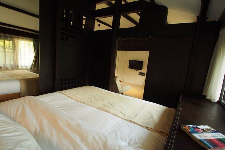 Room 7 of 67