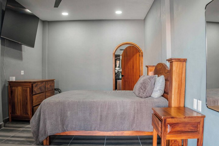 Room 14 of 49