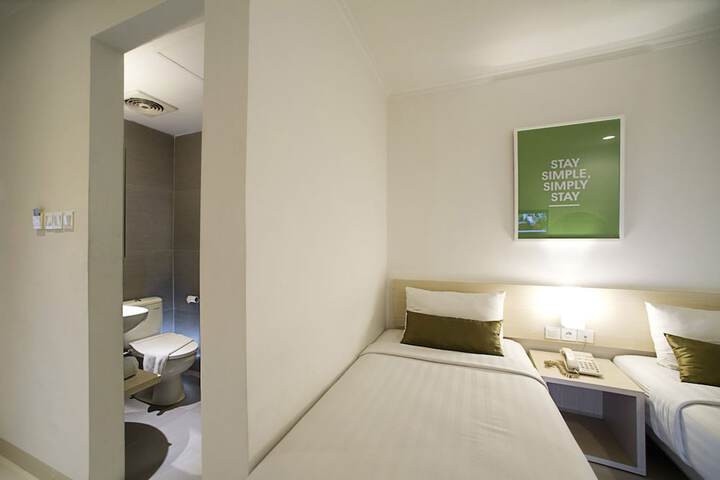 Room 21 of 39