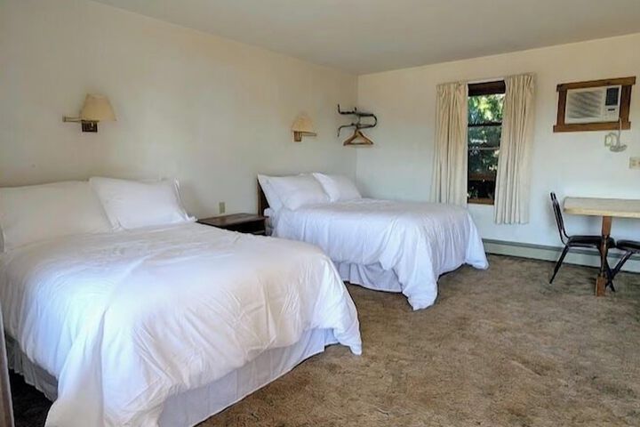 Room 8 of 27