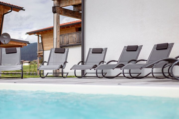 Pool 55 of 112