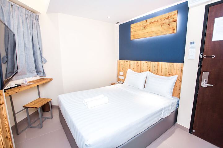 Room 7 of 29