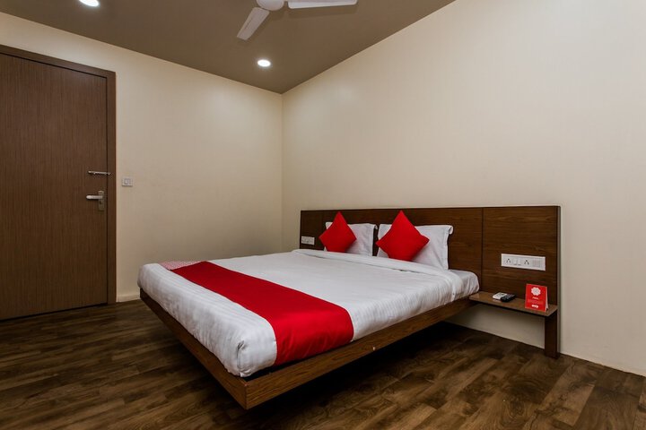 Room 12 of 21