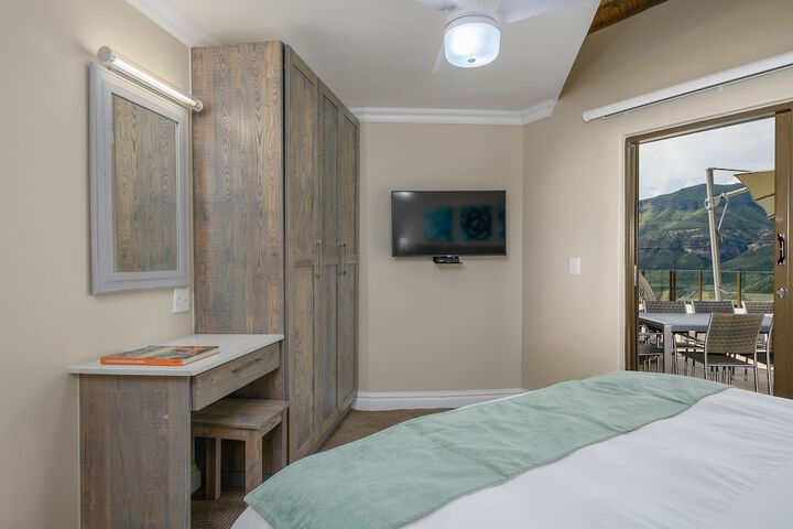 Room 20 of 156