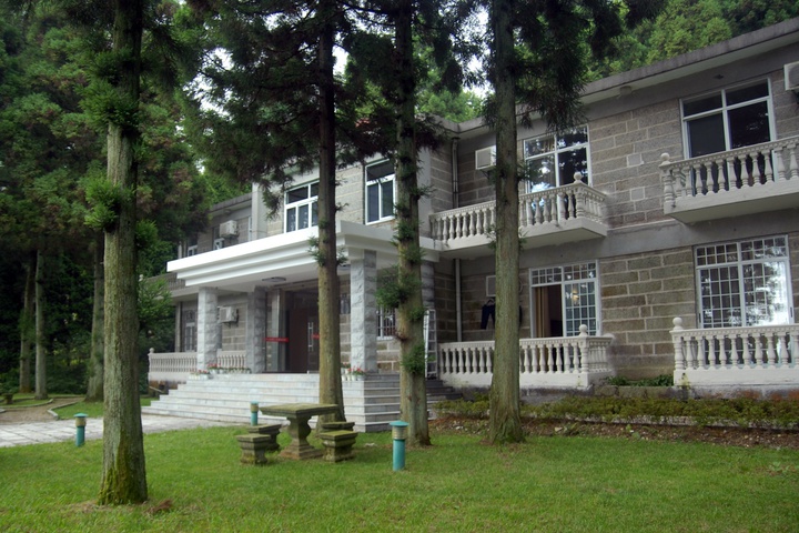 Hanpokou Hotel (Mount Lu Sanatorium of Chinese Academy of Sciences)