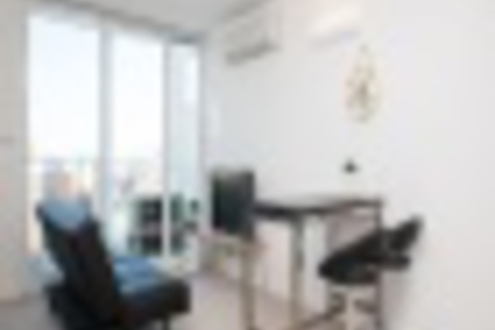 Room 15 of 180