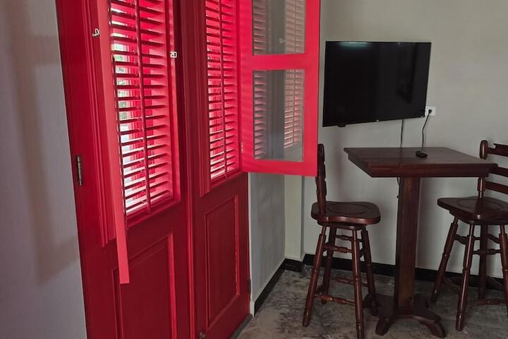 Room 5 of 29