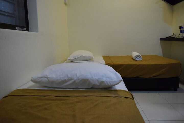 Room 8 of 26