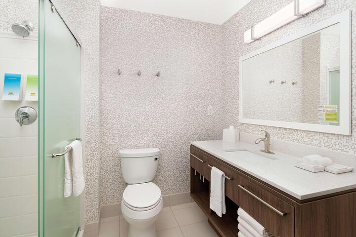 1 King Bed Studio Suite (6 of 17)