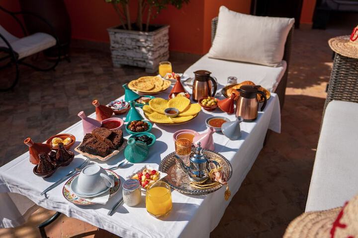 Breakfast/Coffee Service 138 of 146