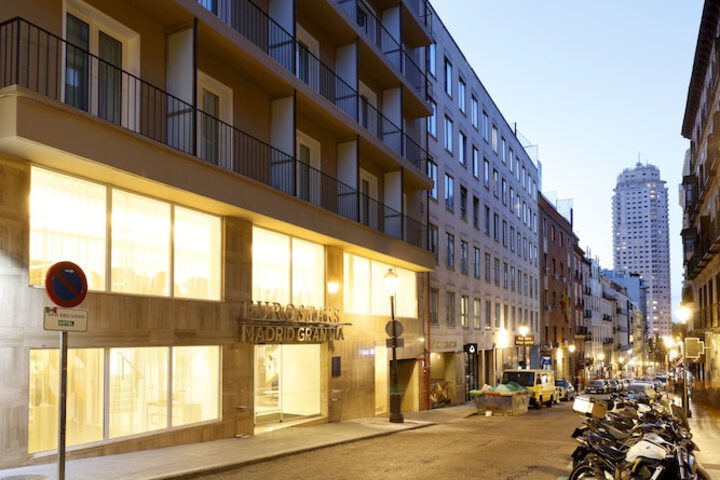 Hotel 60 of 62