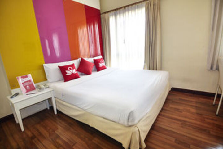 Room 14 of 21