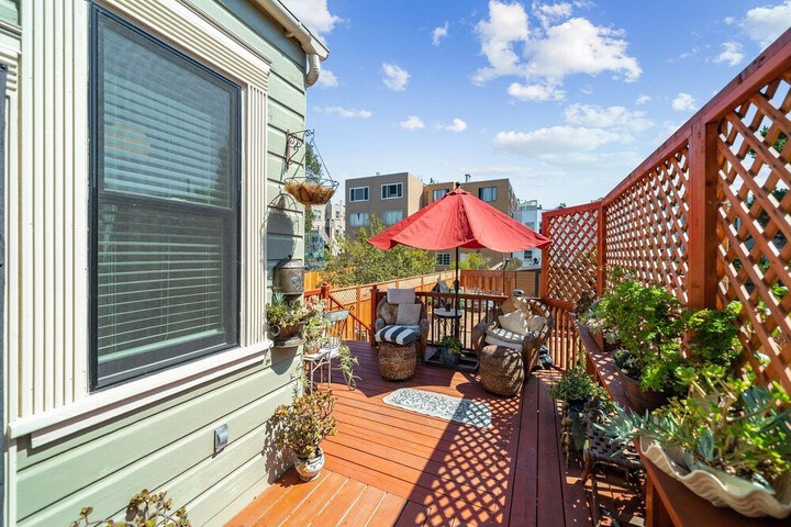 Terrace/Patio 30 of 48