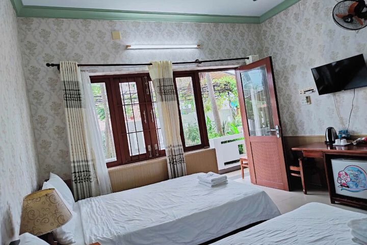 Room 15 of 59