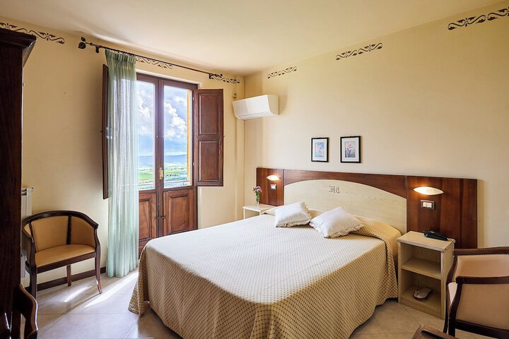 Room 27 of 54