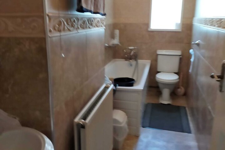 Room 14 of 17