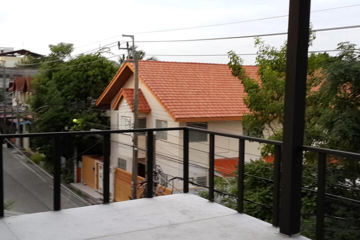 R106 Residence