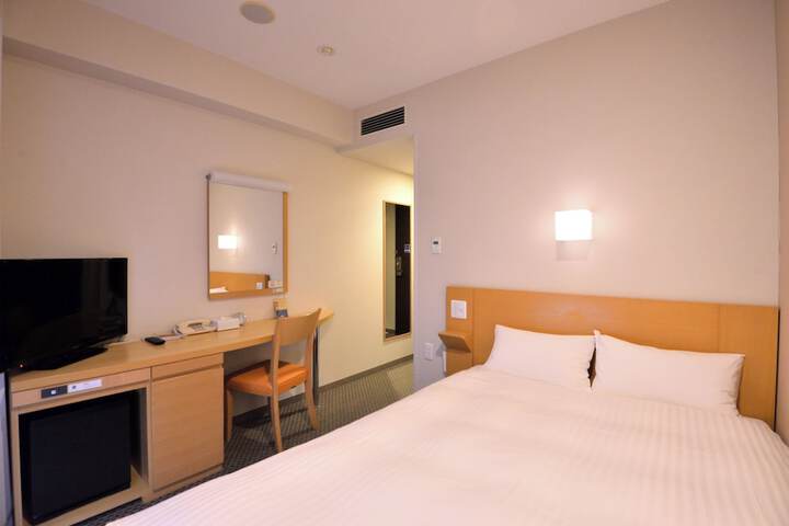 Room 7 of 21