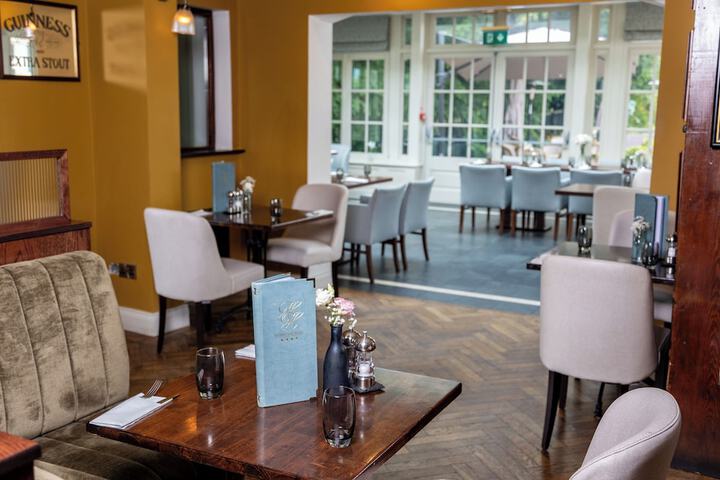 Dining Photos