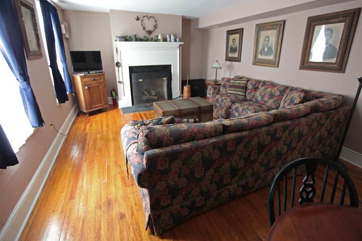 Room 4 of 57