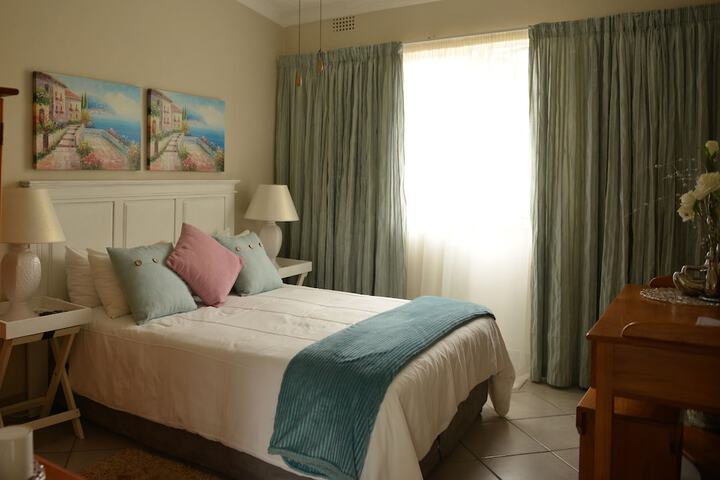 Room 14 of 35