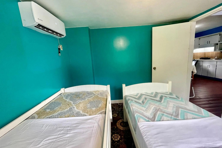 Room 2 of 16
