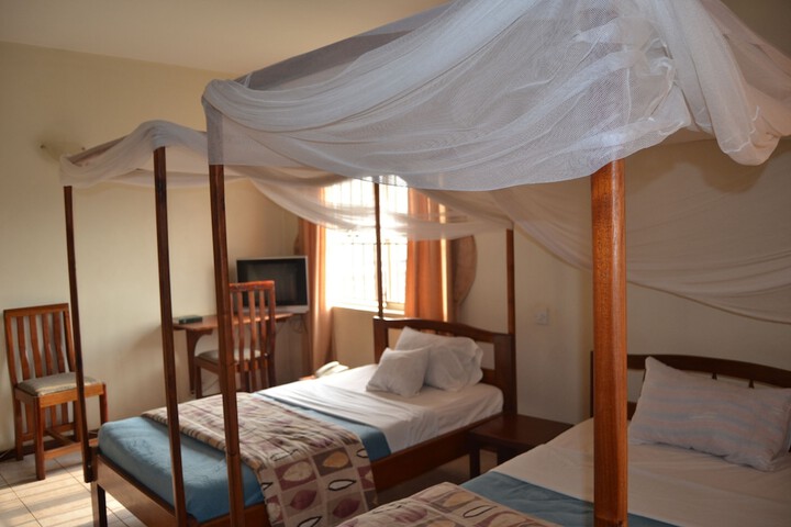 Room 14 of 84