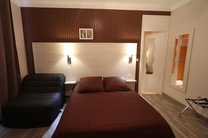 Room 21 of 41