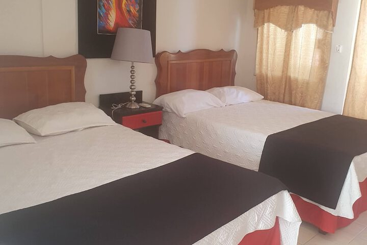 Room 5 of 65