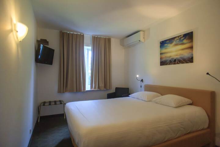 Room 19 of 43